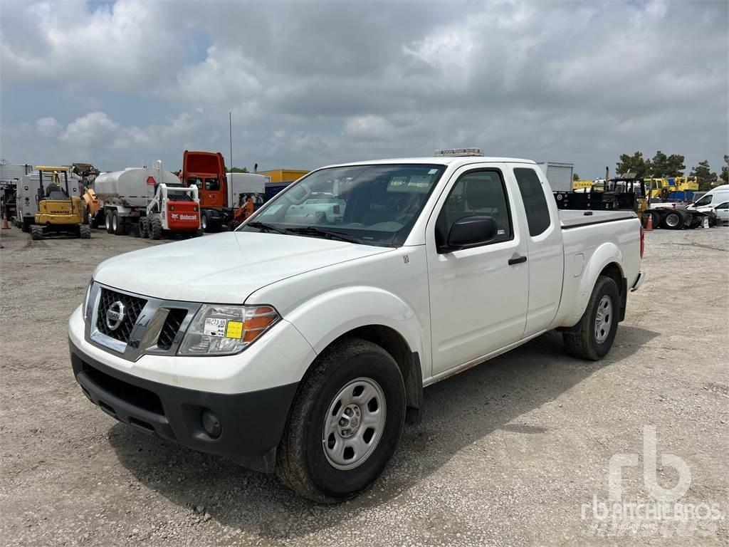 Nissan FRONTIER Lava-autot