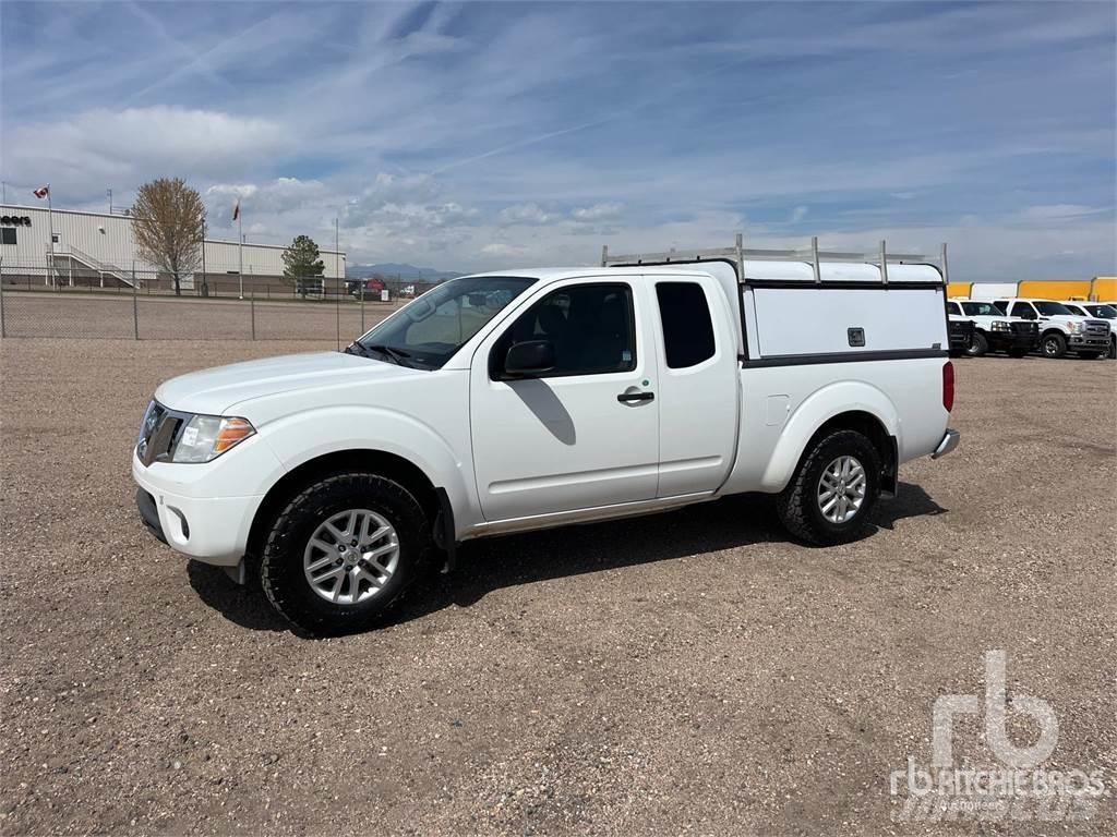 Nissan FRONTIER Lava-autot
