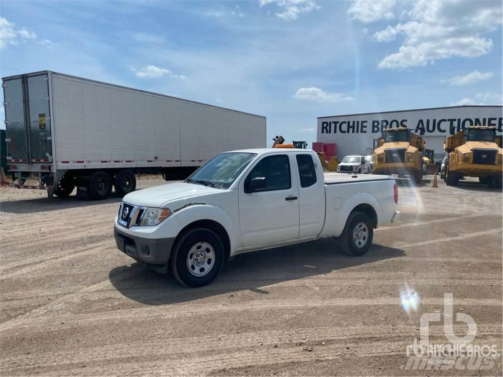 Nissan FRONTIER Lava-autot