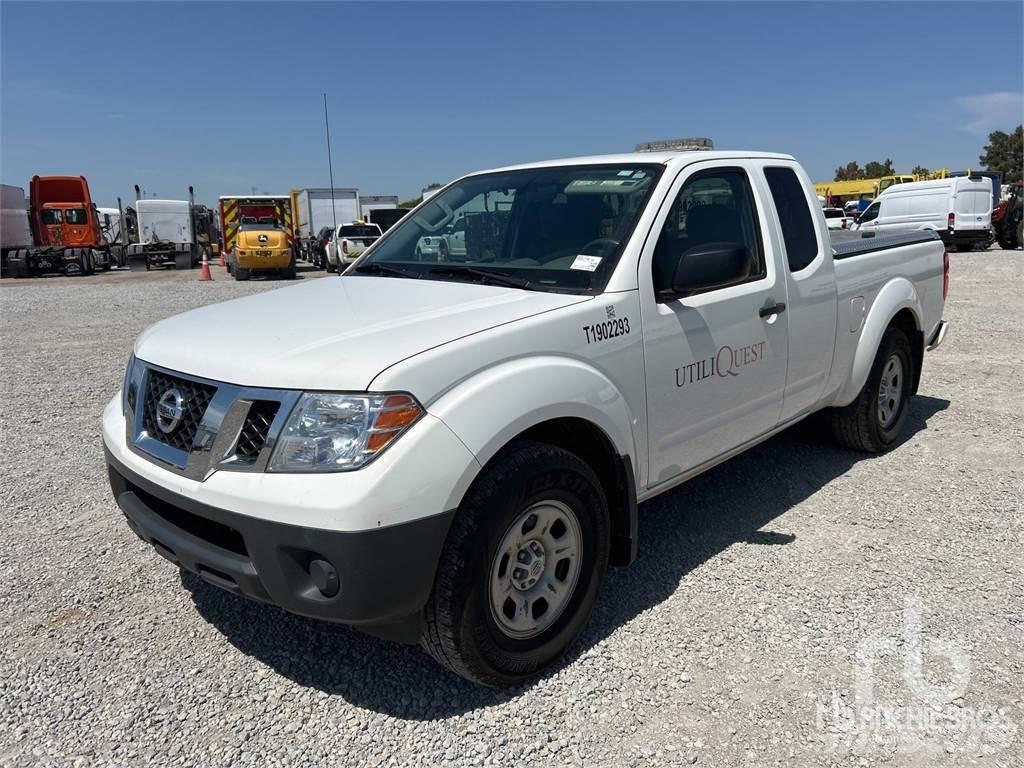 Nissan FRONTIER Lava-autot