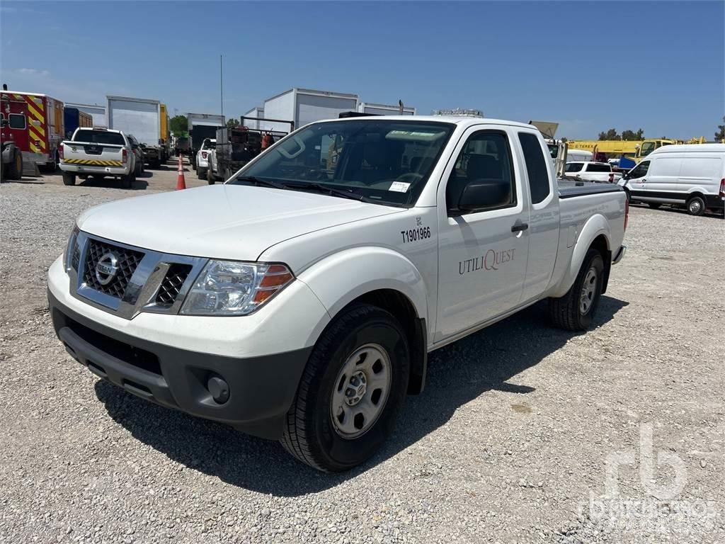 Nissan FRONTIER Lava-autot