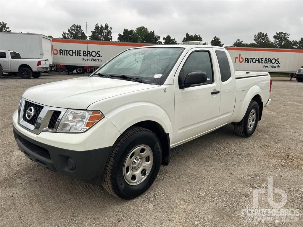 Nissan FRONTIER Lava-autot