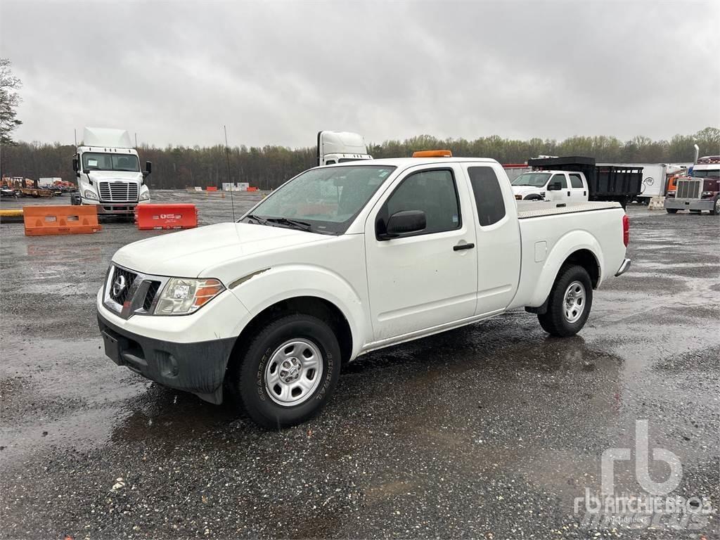 Nissan FRONTIER Lava-autot