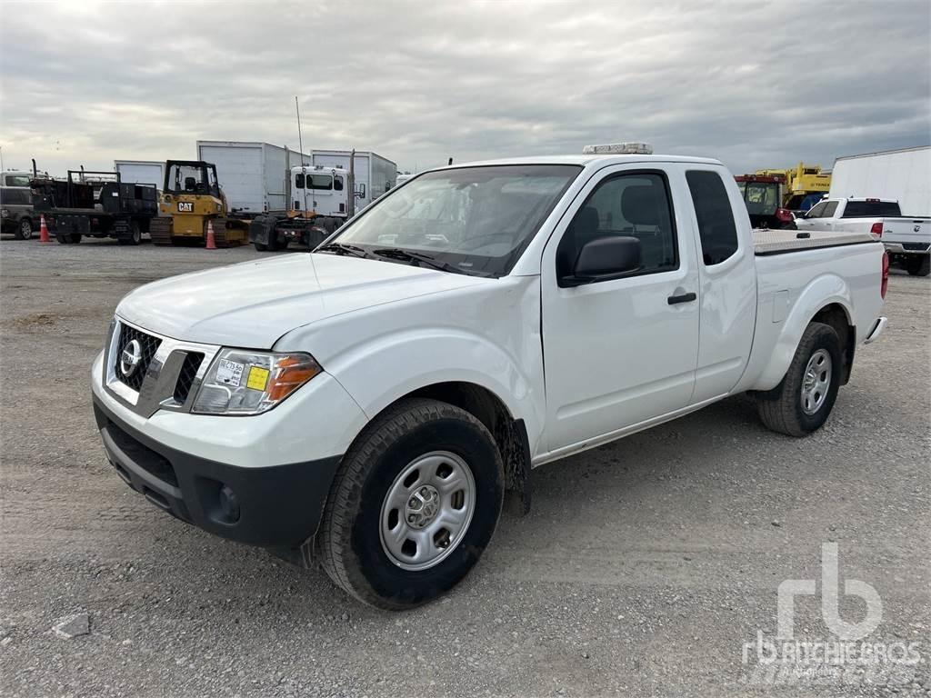 Nissan FRONTIER Lava-autot
