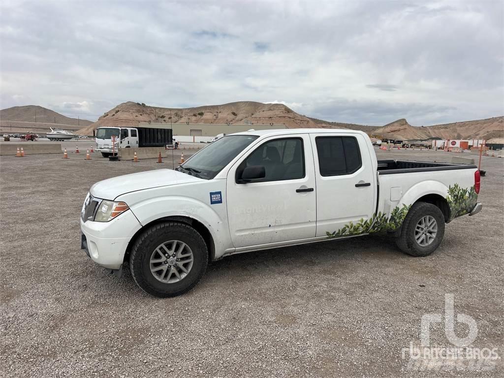 Nissan FRONTIER Lava-autot