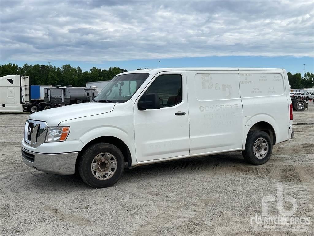 Nissan NV2500HD Kylmä-/Lämpökori kuorma-autot