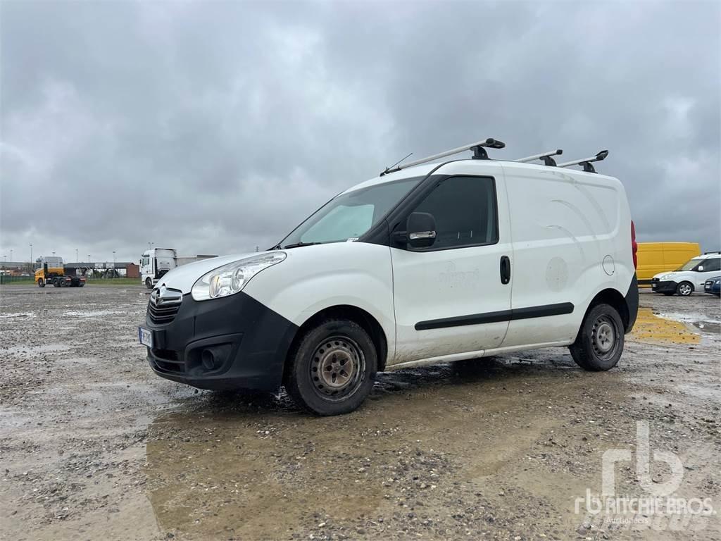 Opel COMBO Pakettiautot