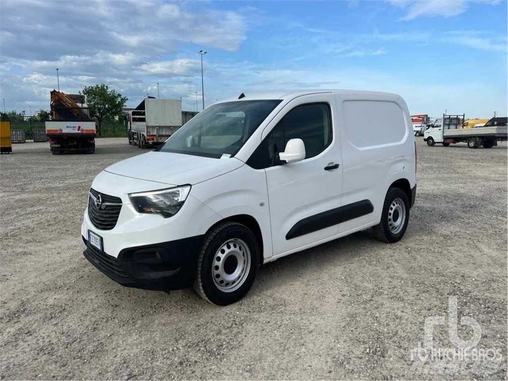 Opel COMBO Pakettiautot