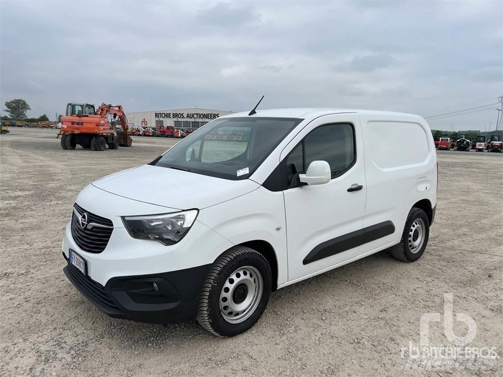 Opel COMBO Pakettiautot