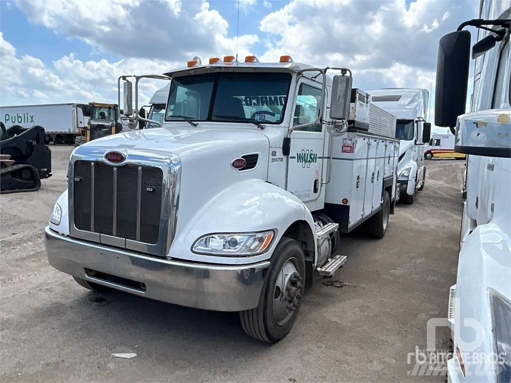 Peterbilt 337 Tienhoitoautot