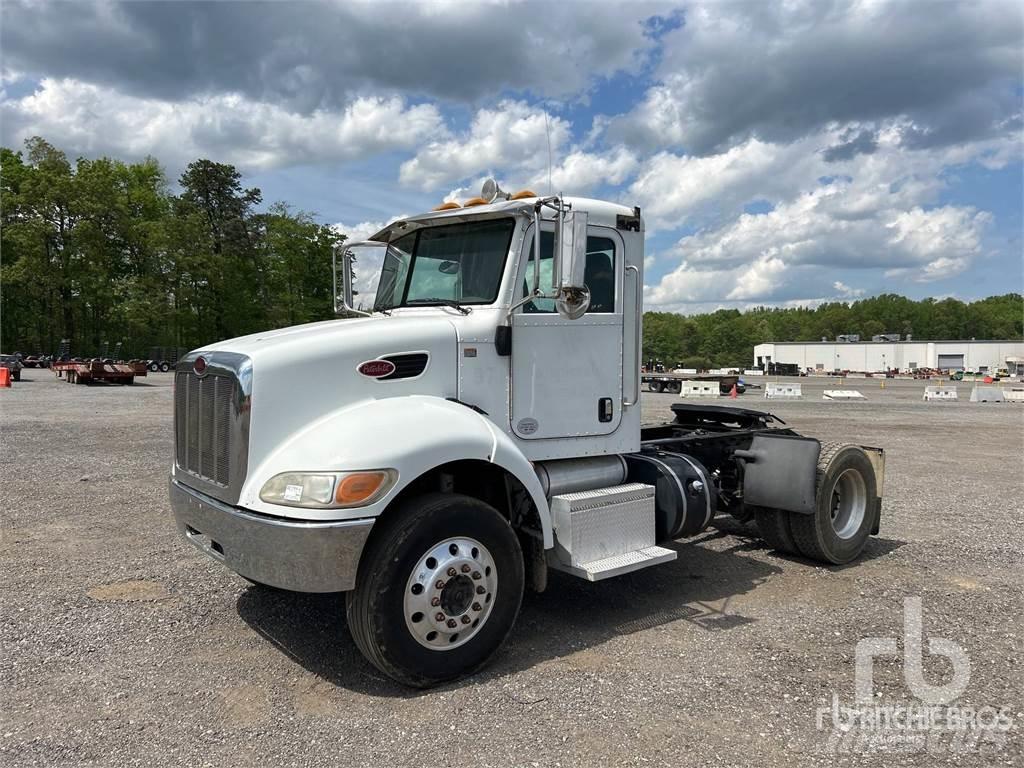 Peterbilt 337 Vetopöytäautot