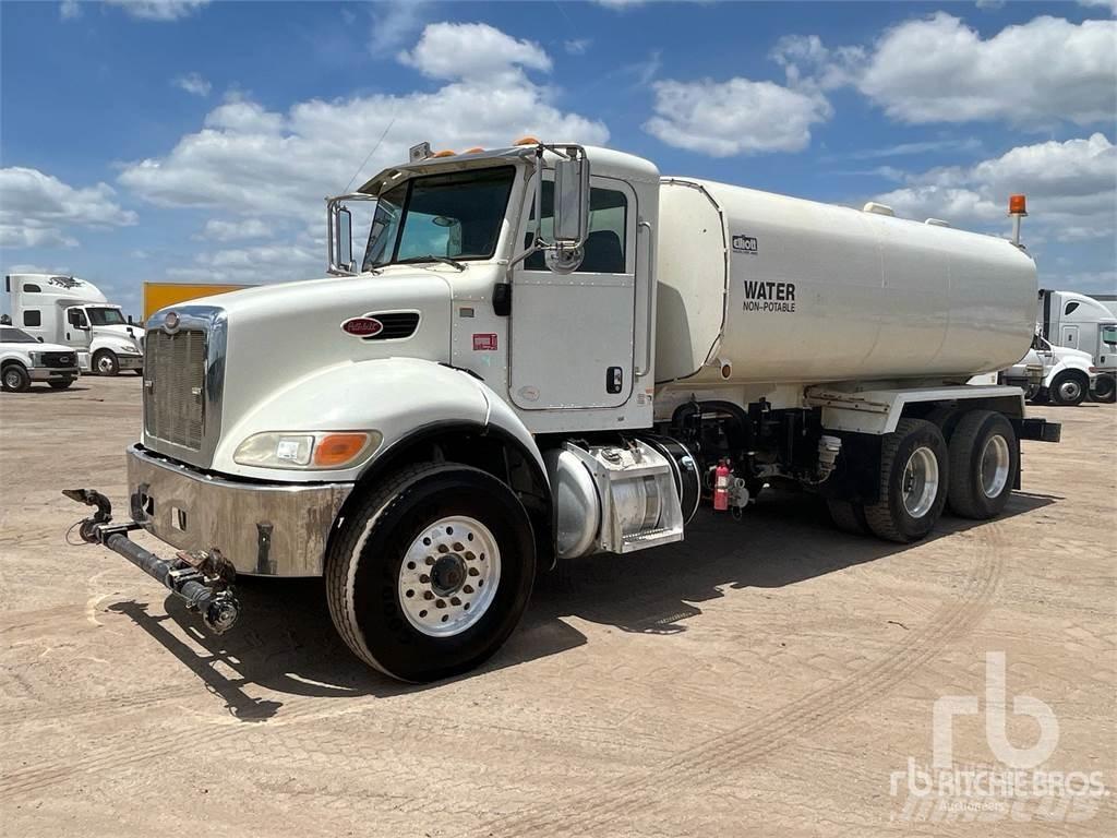Peterbilt 348 Vesisäiliöautot