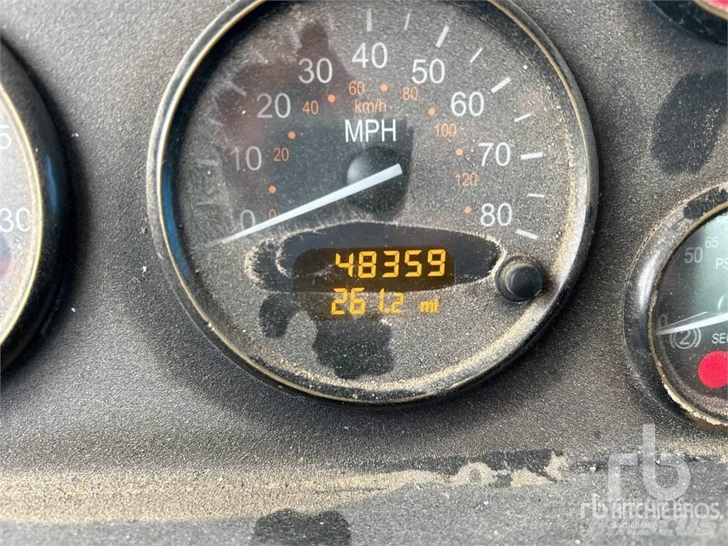 Peterbilt 348 Vesisäiliöautot