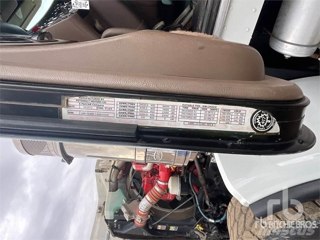 Peterbilt 367 Lava / vinssi kuorma-autot