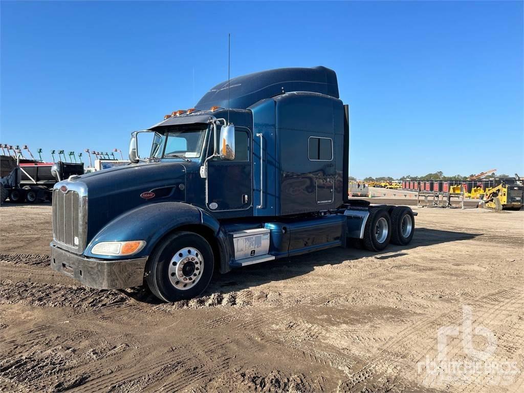 Peterbilt 384 Vetopöytäautot