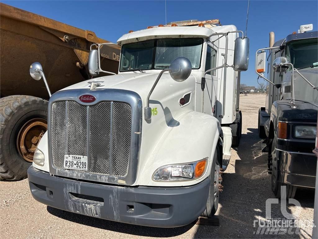 Peterbilt 386 Vetopöytäautot