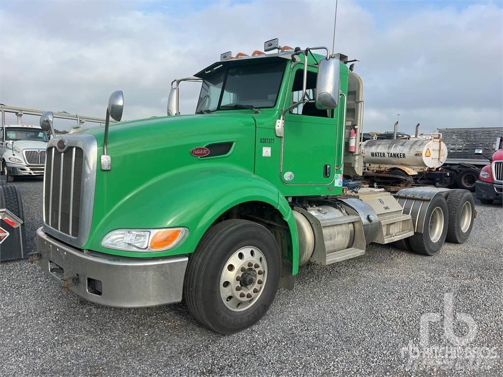 Peterbilt 386 Vetopöytäautot