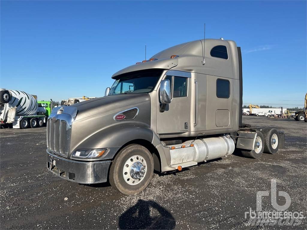 Peterbilt 387 Vetopöytäautot