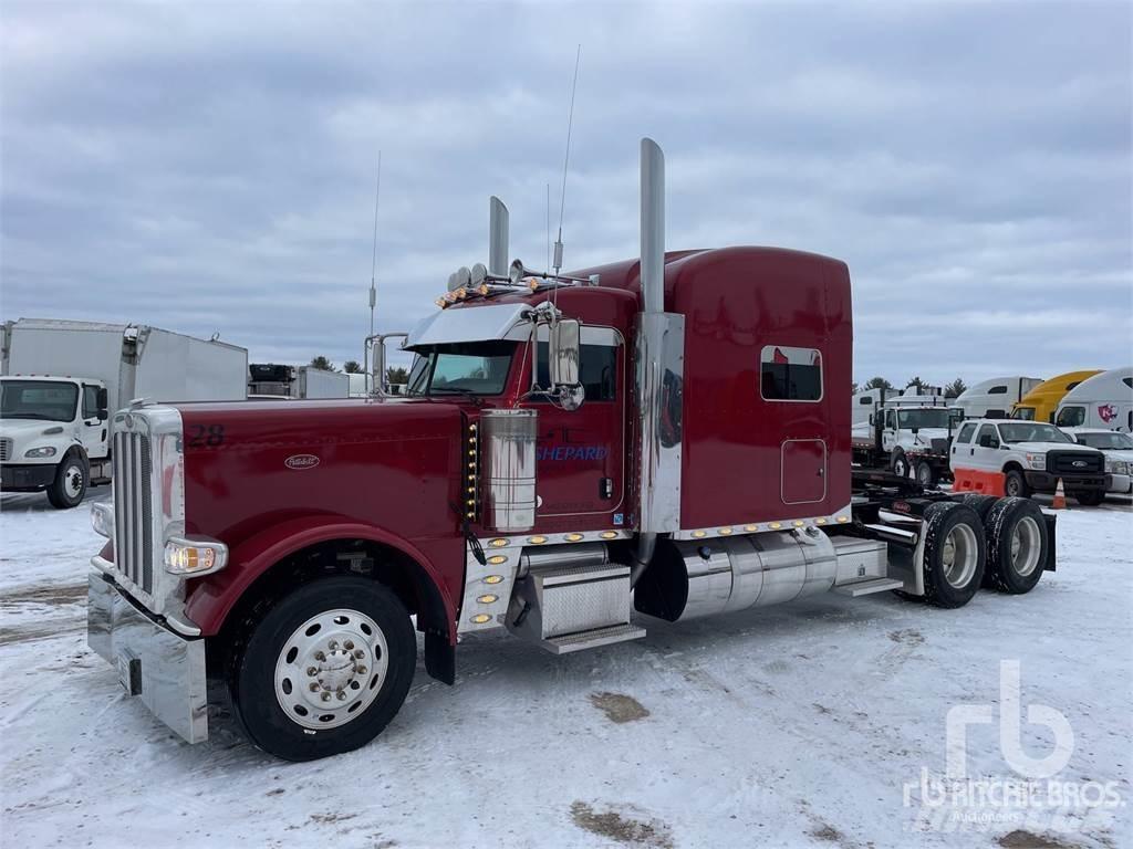 Peterbilt 389 Vetopöytäautot