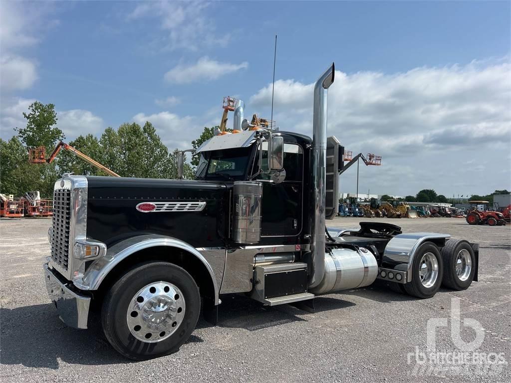 Peterbilt 389 Vetopöytäautot