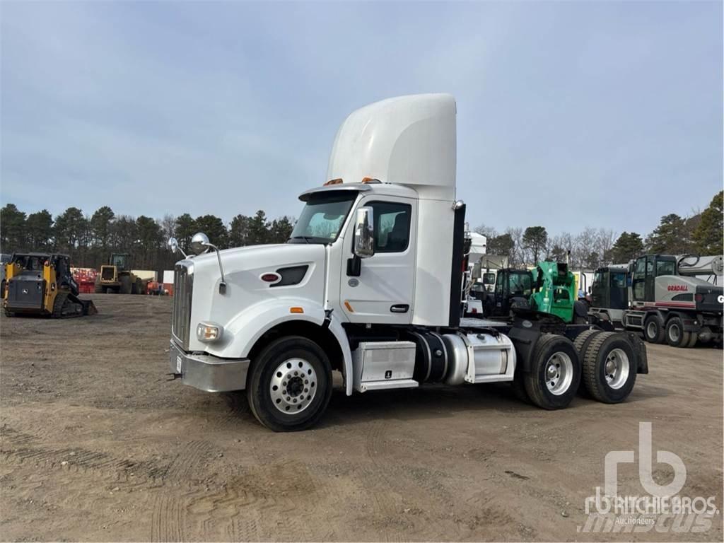 Peterbilt 567 Vetopöytäautot