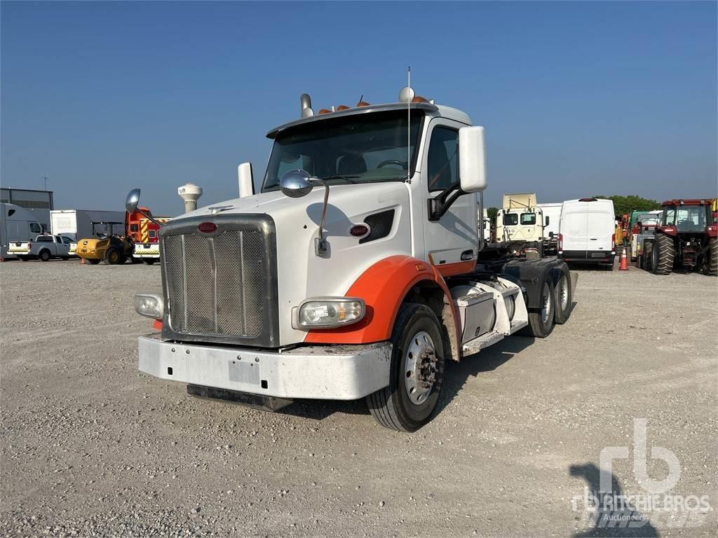 Peterbilt 567 Vetopöytäautot