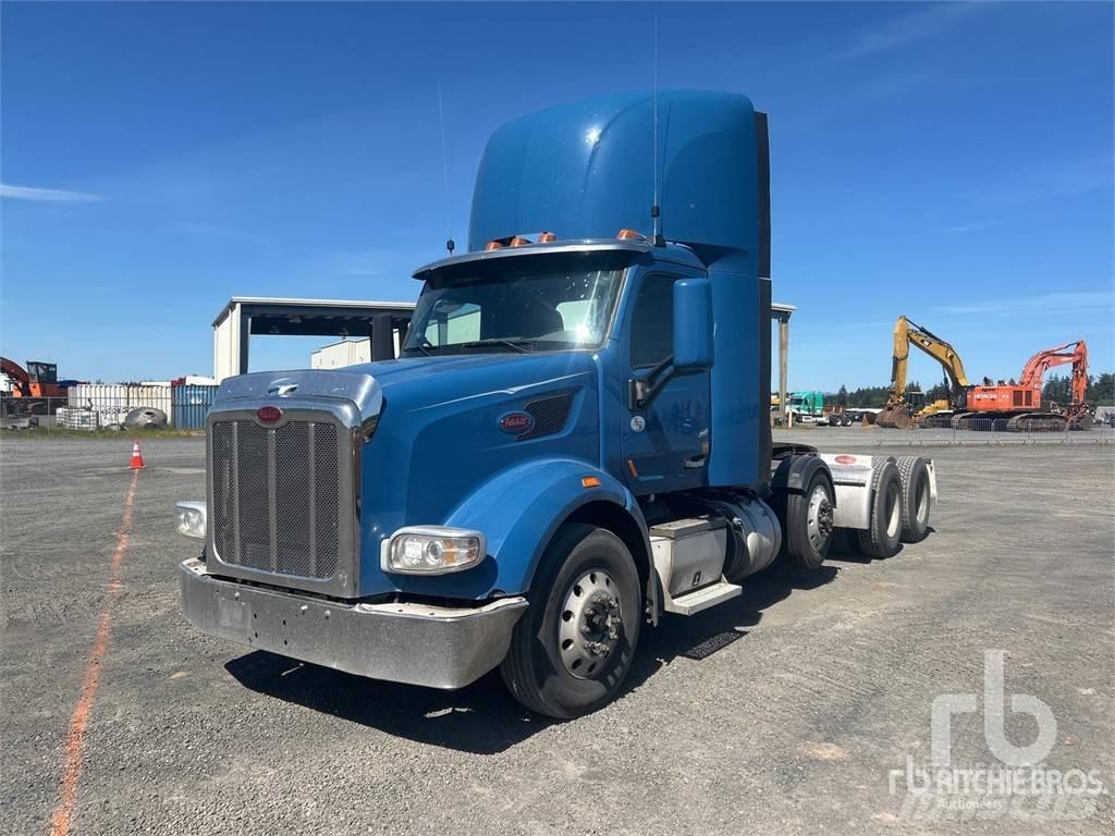 Peterbilt 567 Vetopöytäautot