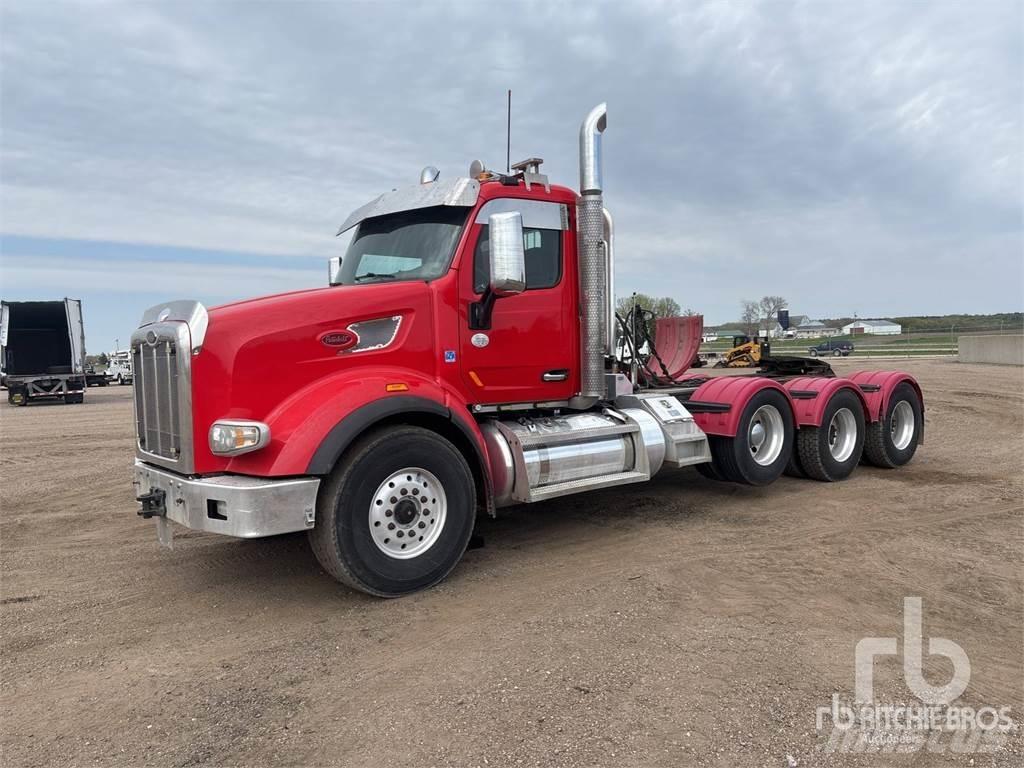 Peterbilt 567 Vetopöytäautot