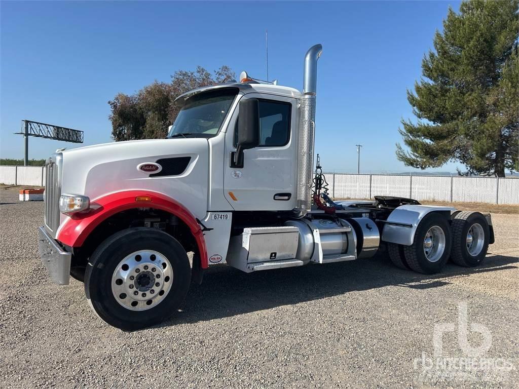 Peterbilt 567 Vetopöytäautot