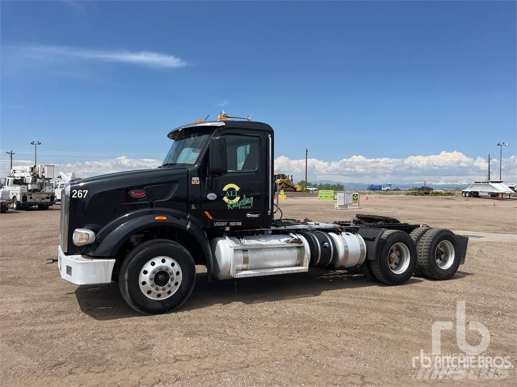 Peterbilt 567 Vetopöytäautot