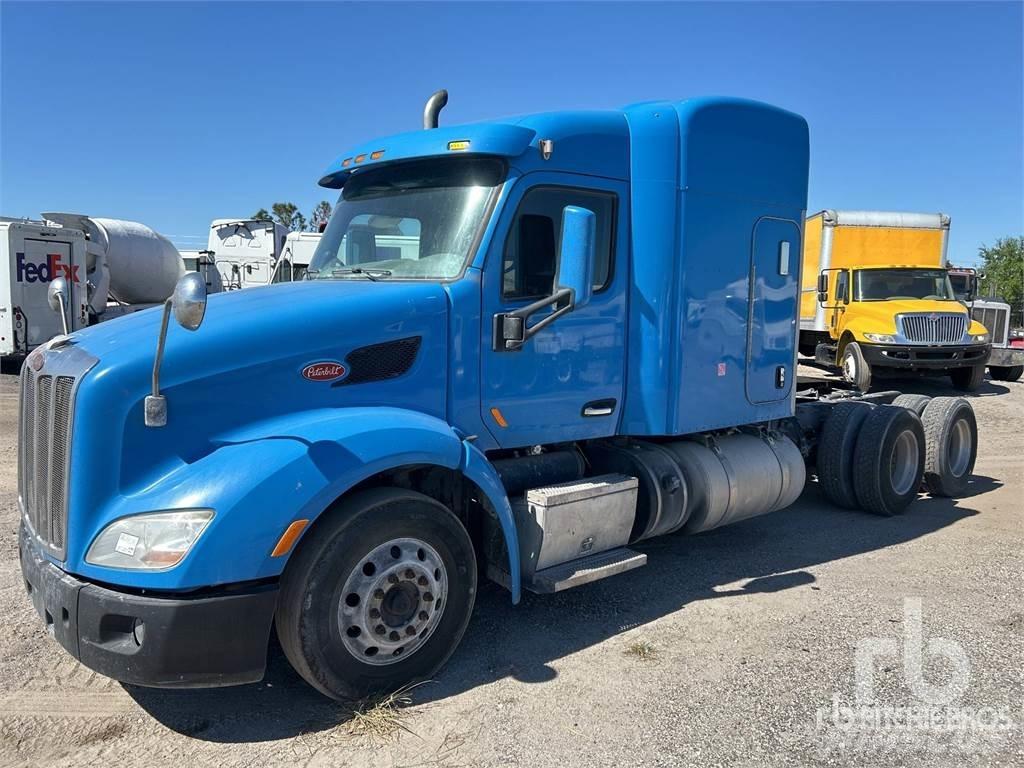 Peterbilt 579 Vetopöytäautot