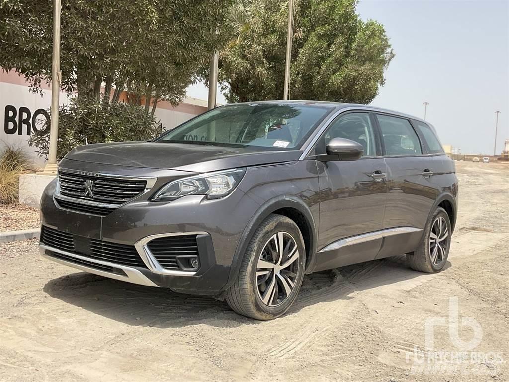 Peugeot 5008 Henkilöautot