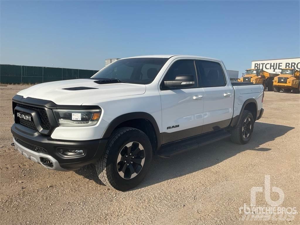 RAM 1500 Lava-autot