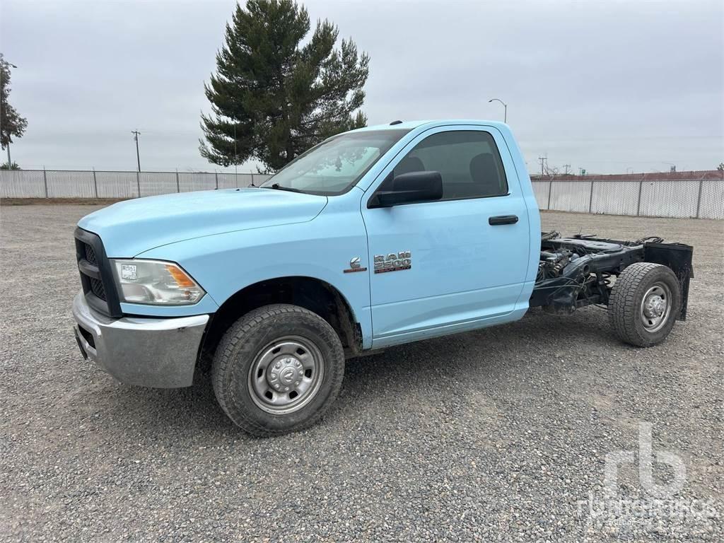RAM 2500 Kuorma-autoalustat