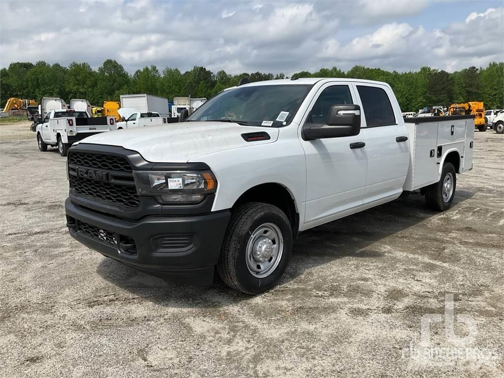 RAM 2500 Tienhoitoautot