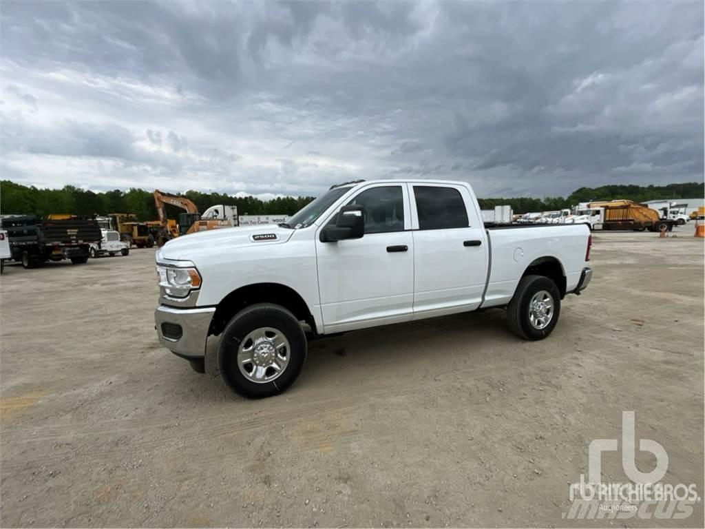 RAM 2500 Lava-autot