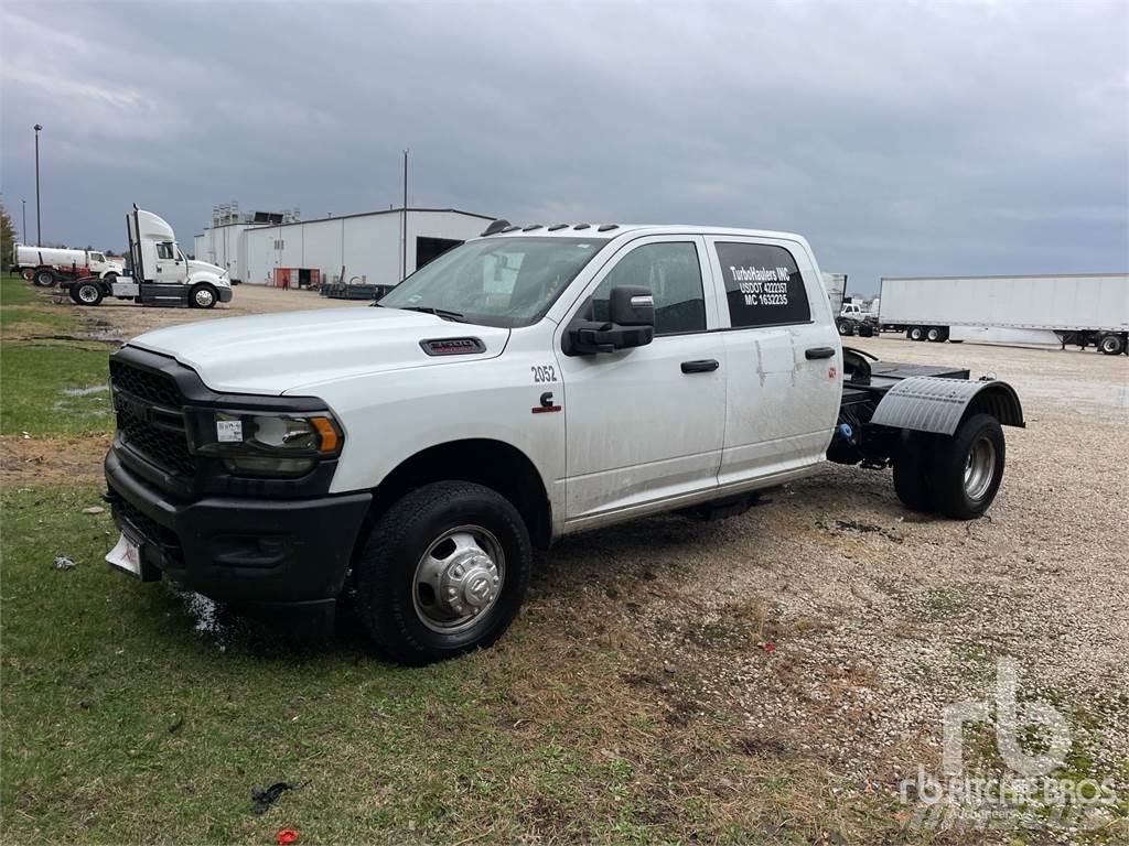 RAM 3500 Kuorma-autoalustat