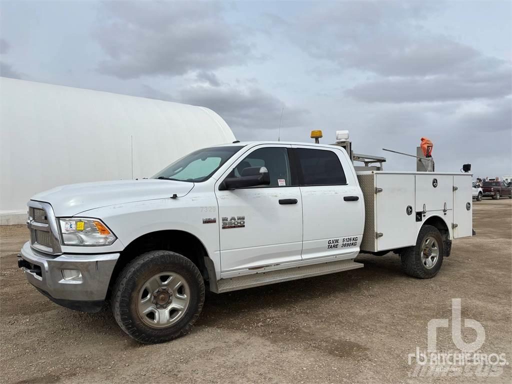 RAM 3500 Tienhoitoautot