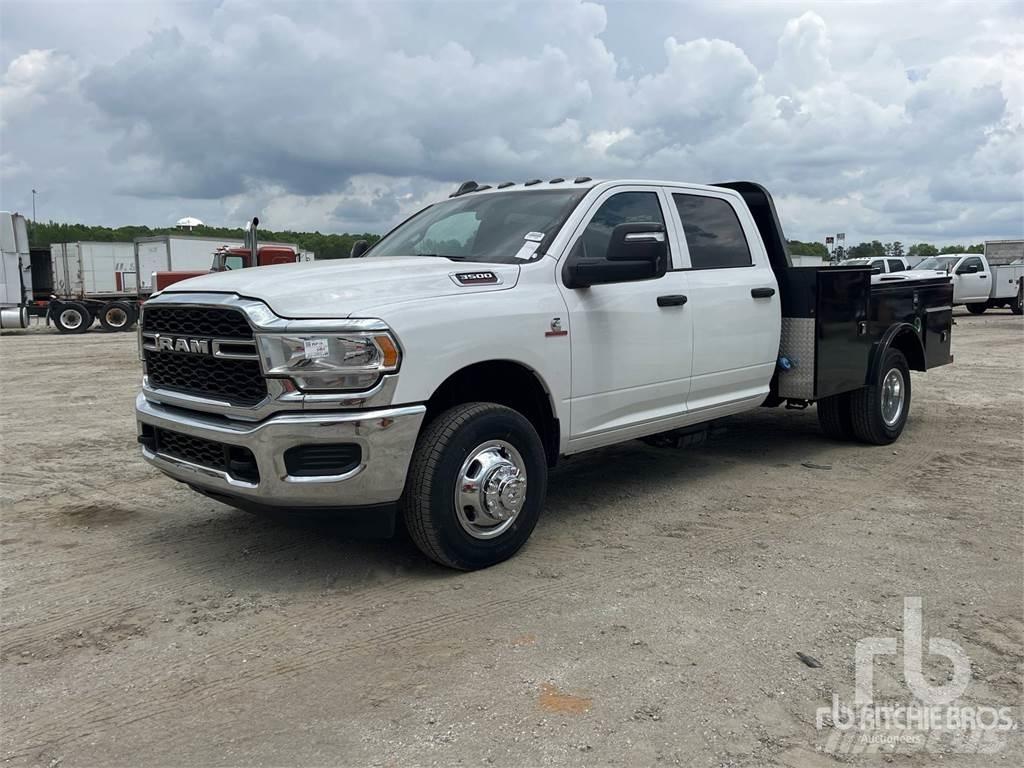 RAM 3500 Tienhoitoautot