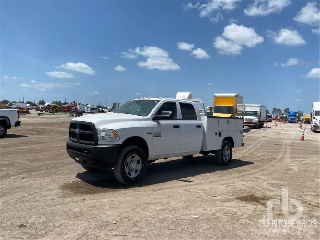 RAM 3500 Tienhoitoautot