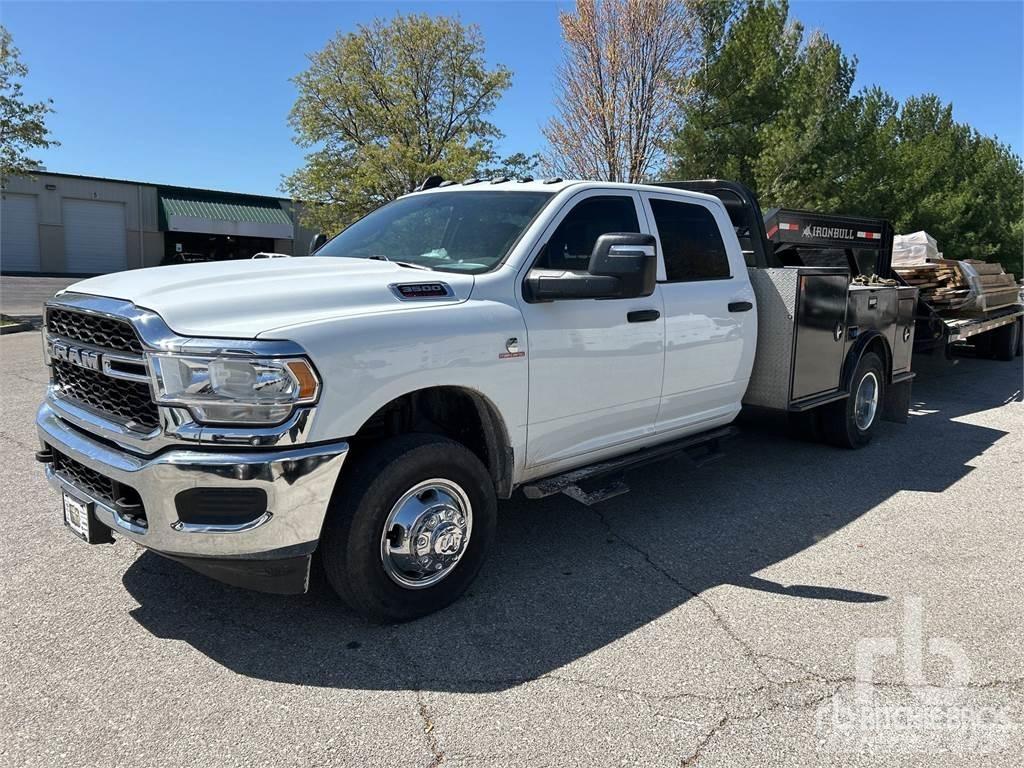 RAM 3500 Tienhoitoautot