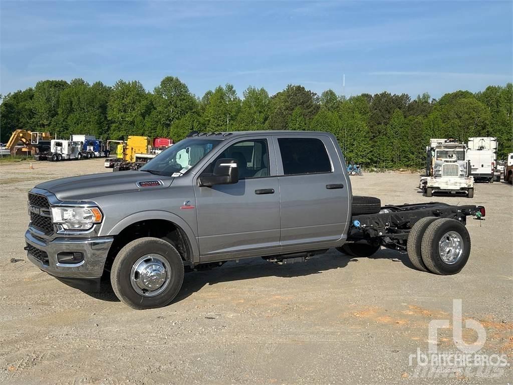 RAM 3500 Kuorma-autoalustat