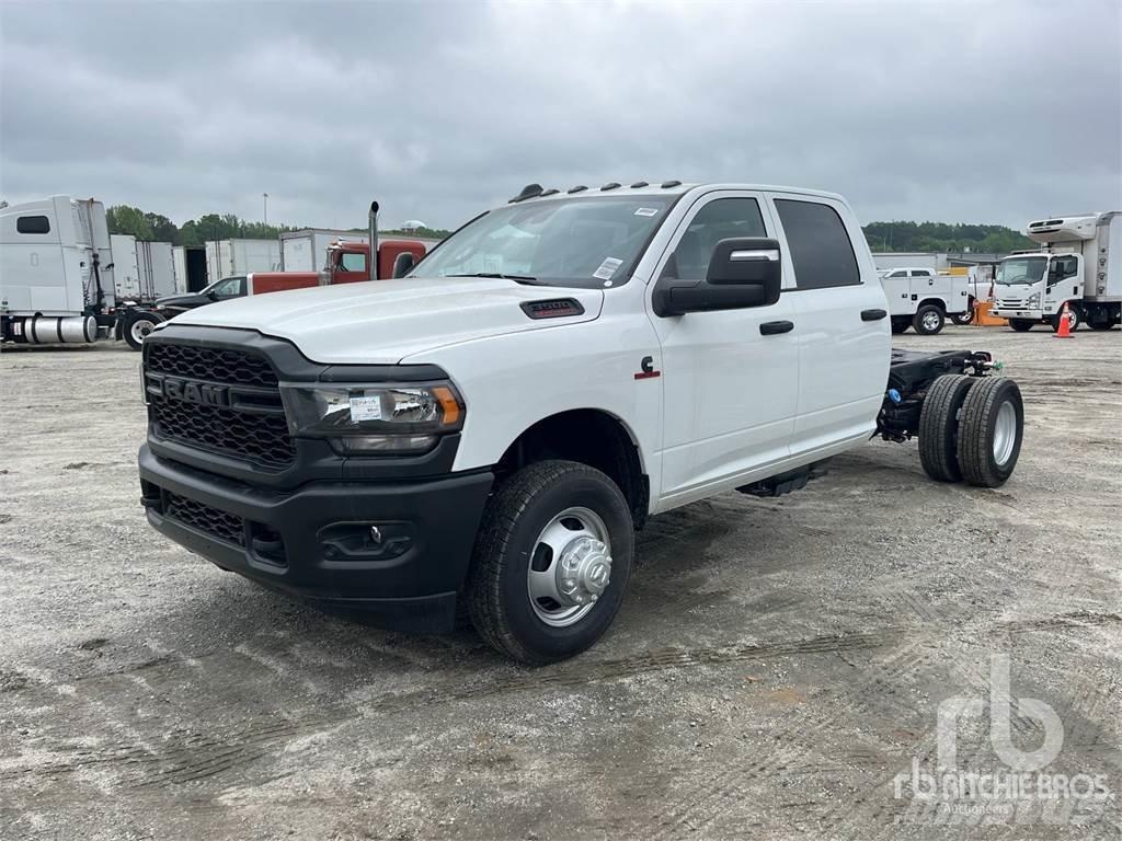 RAM 3500 Kuorma-autoalustat