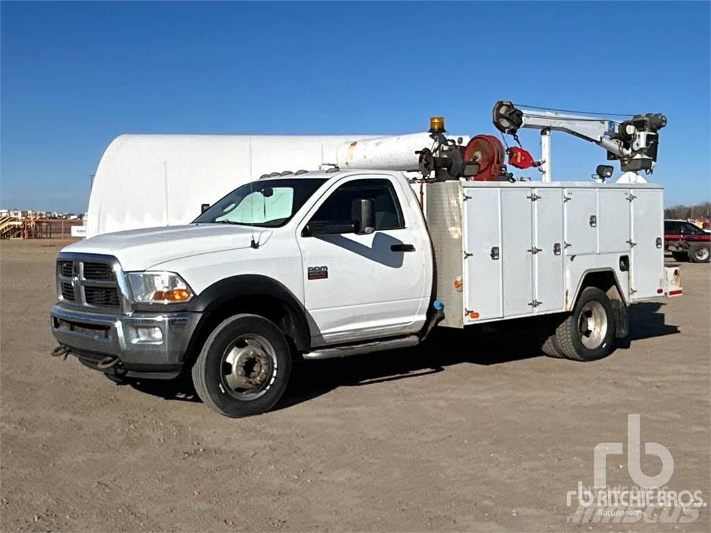 RAM 5500 Tienhoitoautot