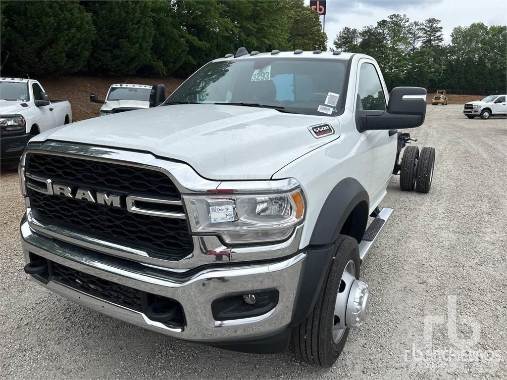 RAM 5500 Kuorma-autoalustat