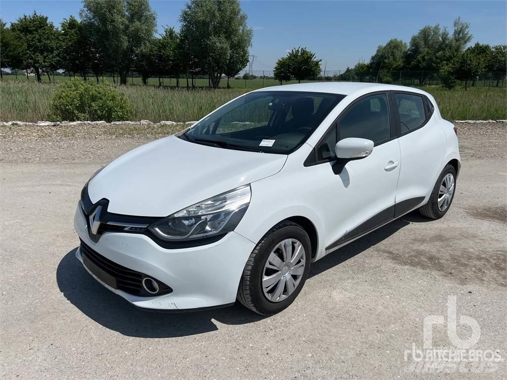 Renault CLIO Henkilöautot