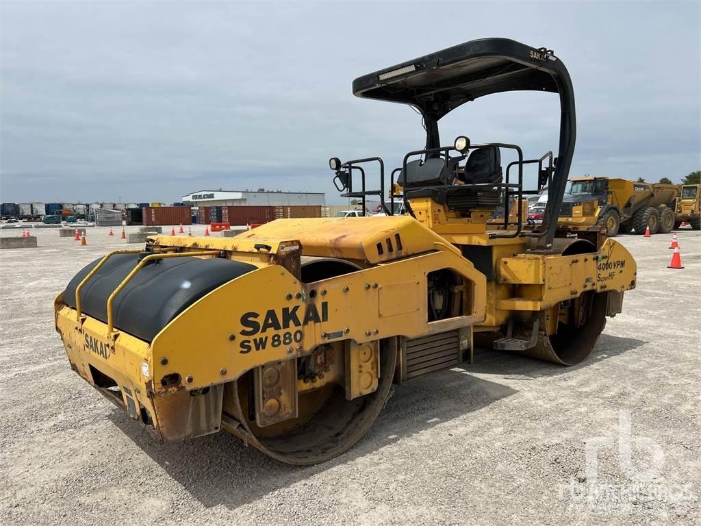 Sakai SW880 Tandemjyrät