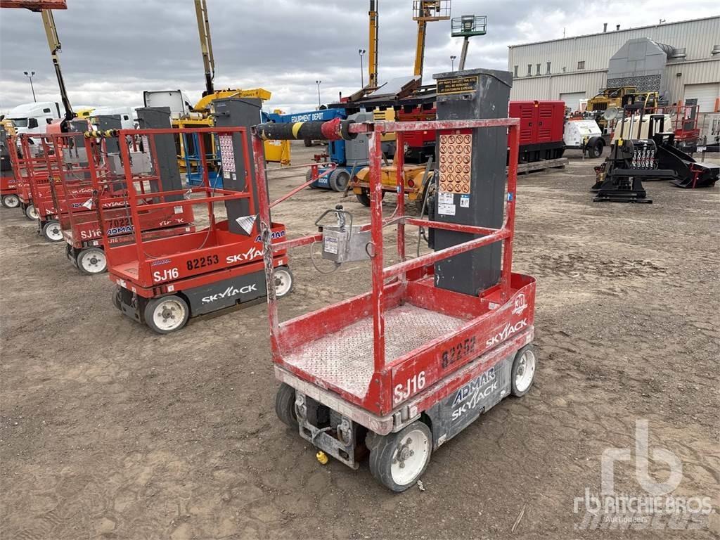 SkyJack SJ16 Nostimet ja tavarahissit