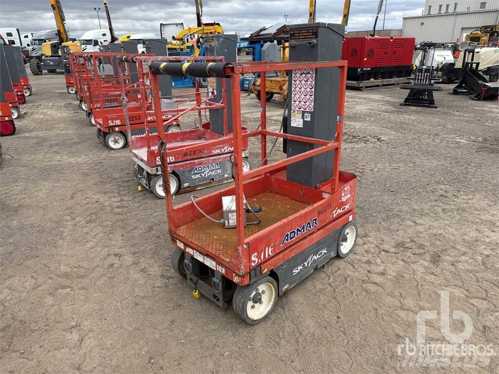 SkyJack SJ16 Nostimet ja tavarahissit