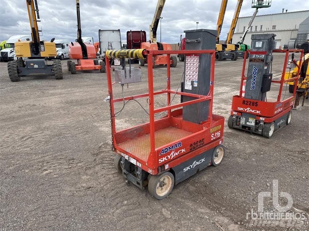 SkyJack SJ16 Nostimet ja tavarahissit